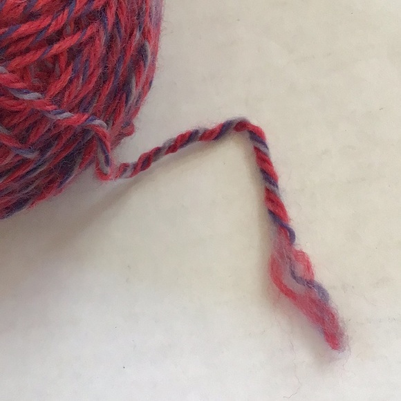 Cascade Yarns 220 Superwash Wave Wool - Picture 4 of 5